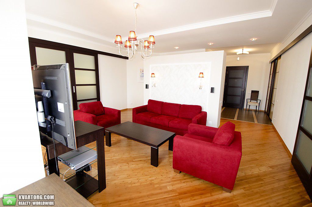 Sell 2-room apartment. Харьков, Свободы ул. — photo 2
