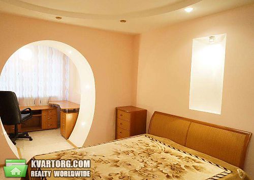 Rent out 3-room apartment. Киев, Межигорская — photo 3