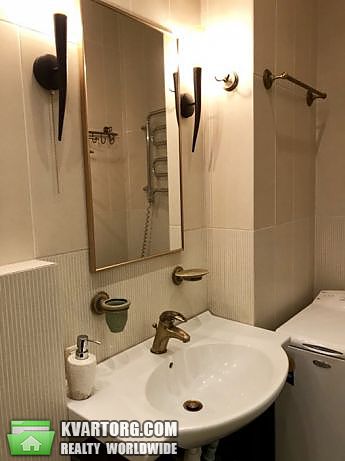 Rent out 2-room apartment. Киев,  Сечевых Стрельцов — photo 10
