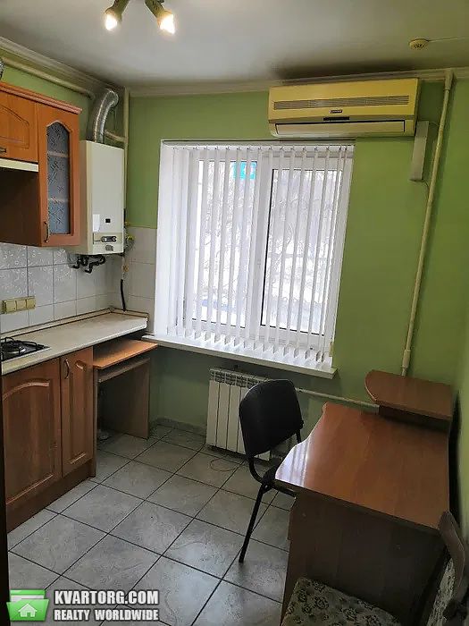Sell 1-room apartment. Киев,  Дегтяревская — photo 2