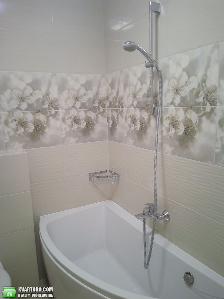Rent out 2-room apartment. Киев, Петропавловская — photo 9