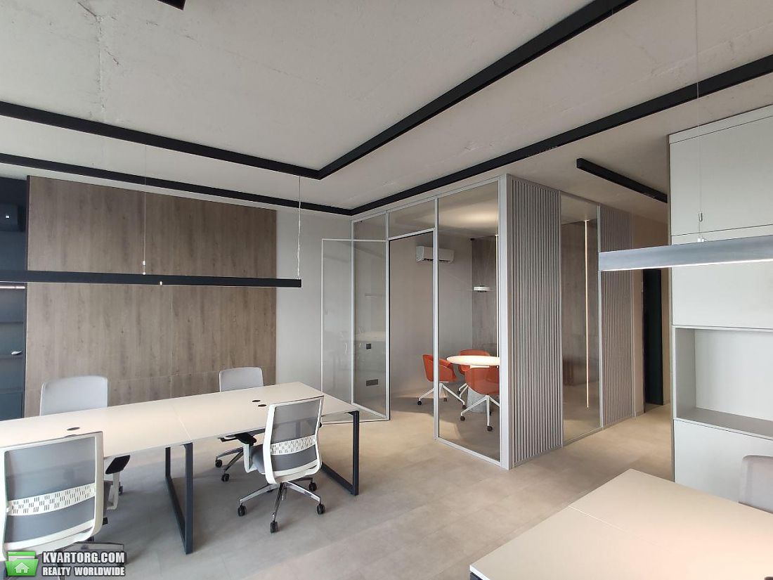 Rent out office. Киев, Кловский спуск — photo 3