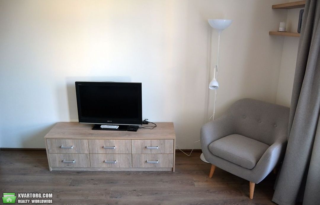 Rent out 1-room apartment. Киев,  Победы пр — photo 3