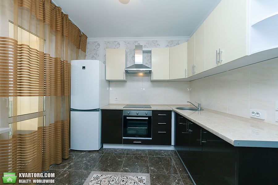 Rent out 1-room apartment. Киев, Площадь Шевченко — photo 3
