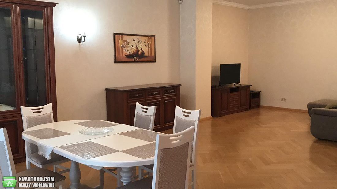 Rent out 3-room apartment. Киев,  Хоривая — photo 6
