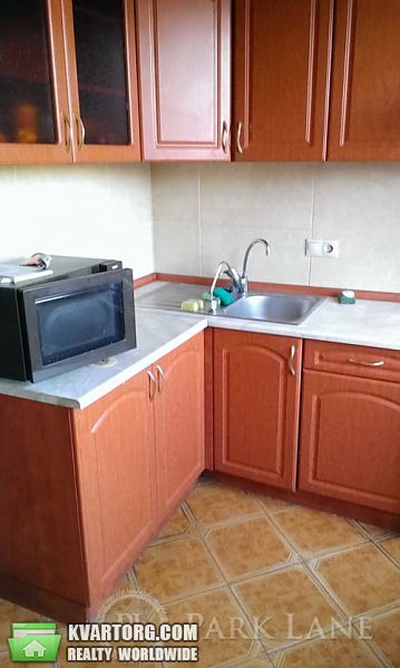 Sell 3-room apartment. Киев,  Депутатская — photo 1