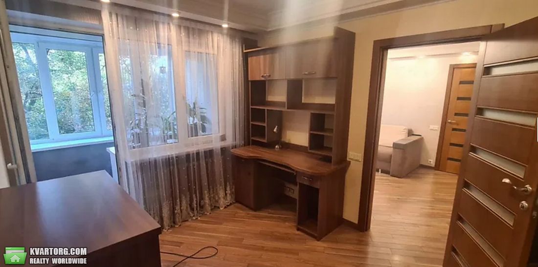 Rent out 2-room apartment. Киев,  Большая Васильковская — photo 8