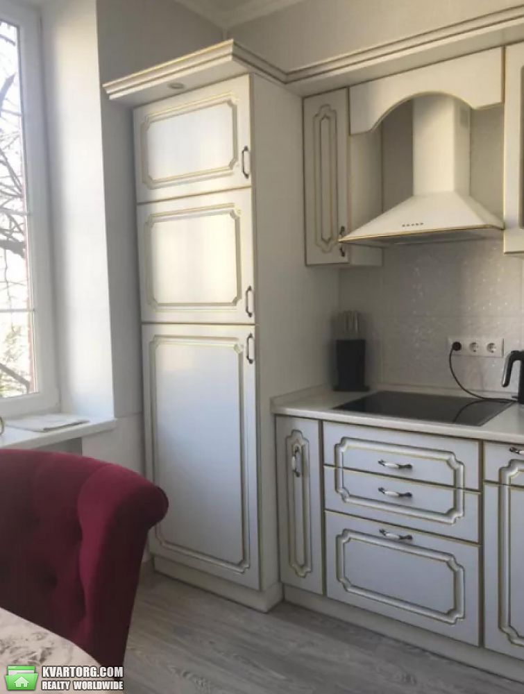 Rent out 2-room apartment. Киев,  Прорезная — photo 7