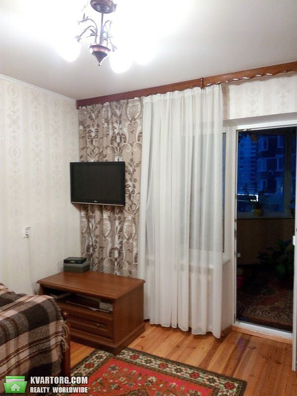 Sell 4-room apartment. Киев,  Цветаевой — photo 1