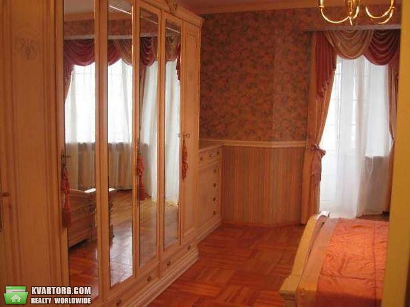 Rent out 4-room apartment. Киев,  Нижний Вал — photo 6