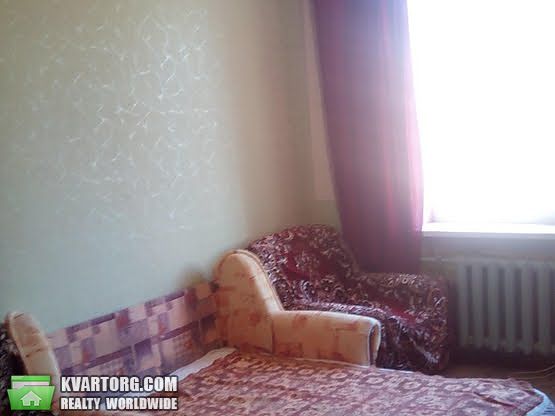 Sell 2-room apartment. Киев,  Белорусская — photo 2