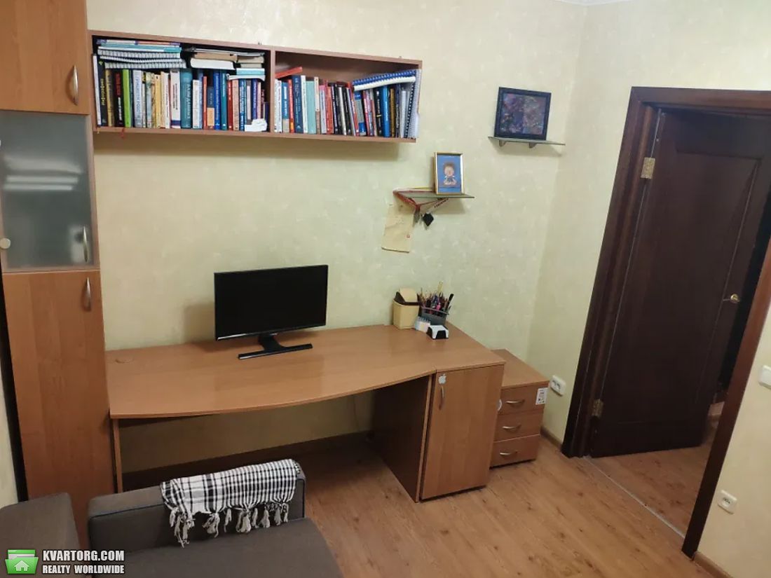 Rent out 3-room apartment. Киев,  Бориспольская — photo 6