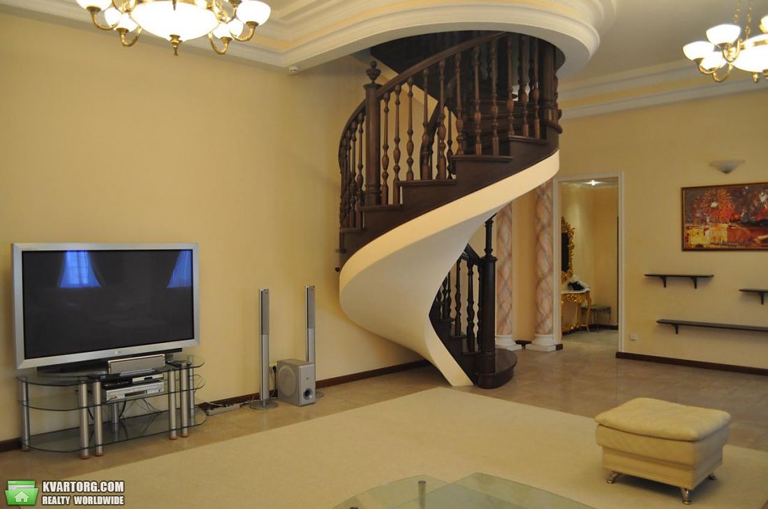 Rent out 4-room apartment. Киев,  Михайловская — photo 3