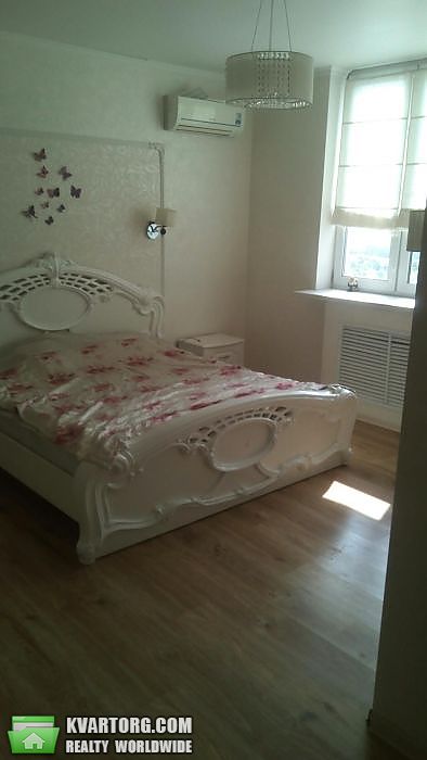 Sell 3-room apartment. Киев,  Срибнокильская — photo 3