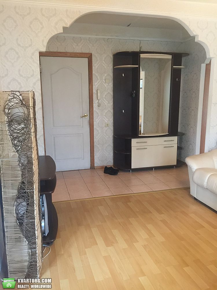 Rent out 3-room apartment. Киев,  Булаховского — photo 6