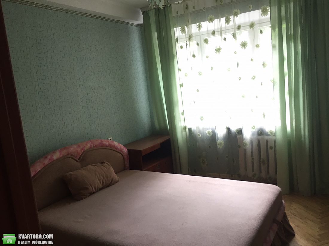 Rent out 3-room apartment. Киев,  Большая Васильковская — photo 5