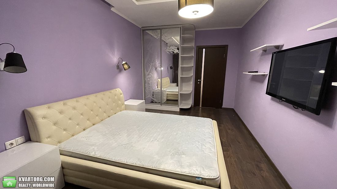 Rent out 1-room apartment. Киев, Регенераторная — photo 1