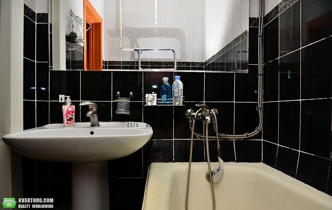 Rent out 2-room apartment. Киев, Большая Васильковская — photo 8