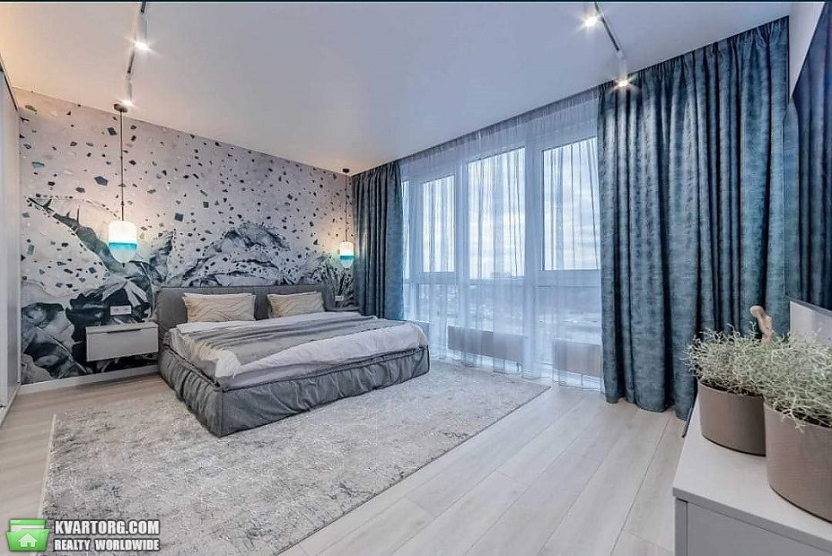 Sell 4-room apartment. Киев,  Киквидзе — photo 1