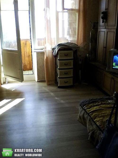 Sell 1-room apartment. Киев,  Полесская — photo 1