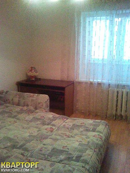Rent out 2-room apartment. Киев,  Дарницкий бул — photo 8