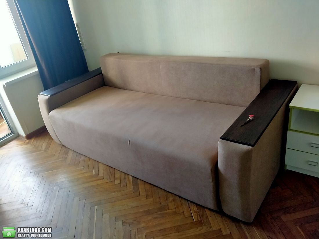 Rent out 1-room apartment. Киев, Потехина — photo 2