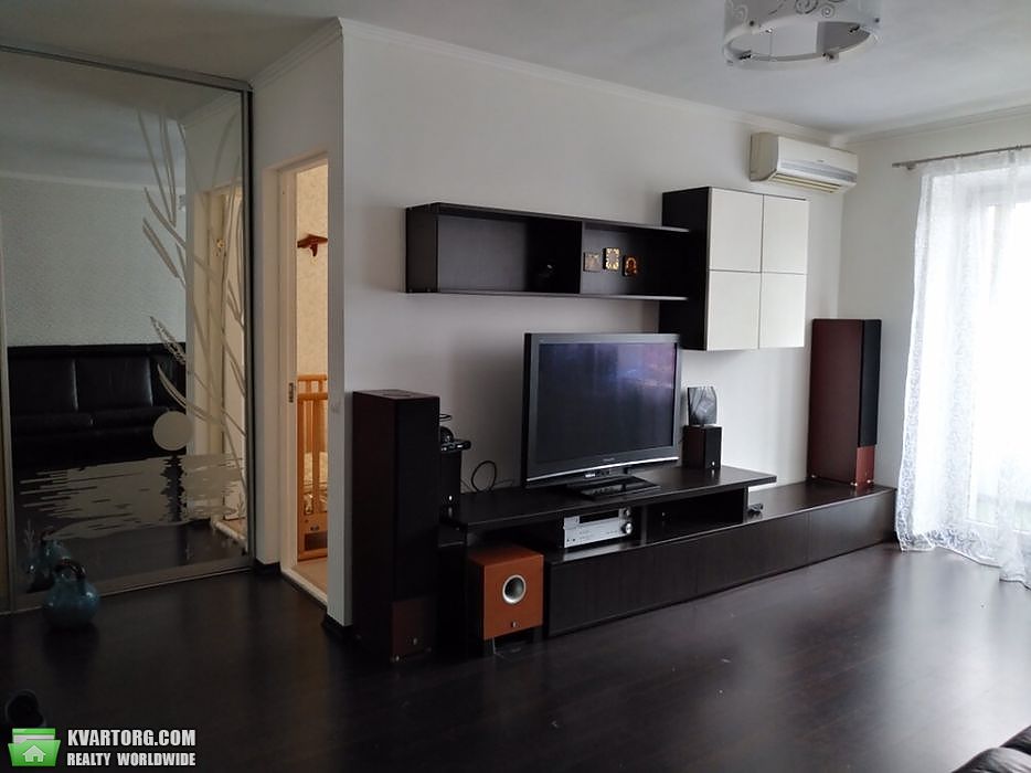 Sell 3-room apartment. Киев,  Тульчинская — photo 2