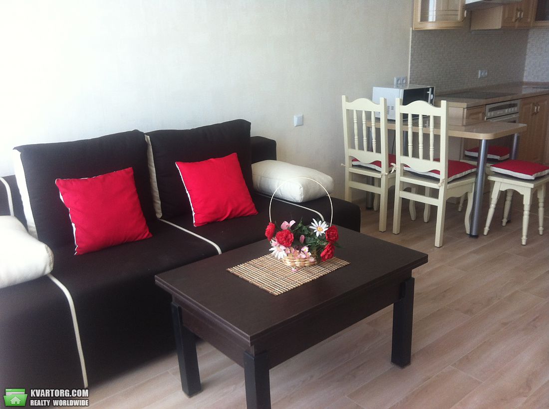 Rent out 1-room apartment. Киев,  Златоустовская — photo 2