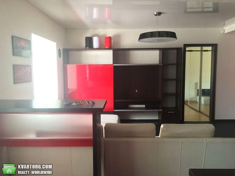 Rent out 2-room apartment. Киев,  Белорусская — photo 7