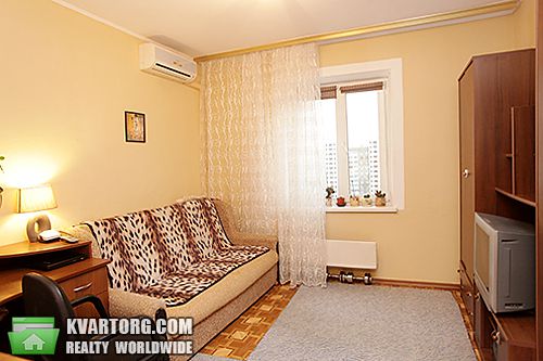 Sell 3-room apartment. Киев,  Харьковское шоссе — photo 4