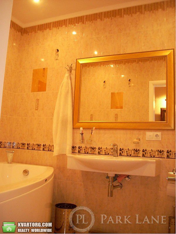 Rent out 3-room apartment. Киев,  Срибнокильская — photo 8