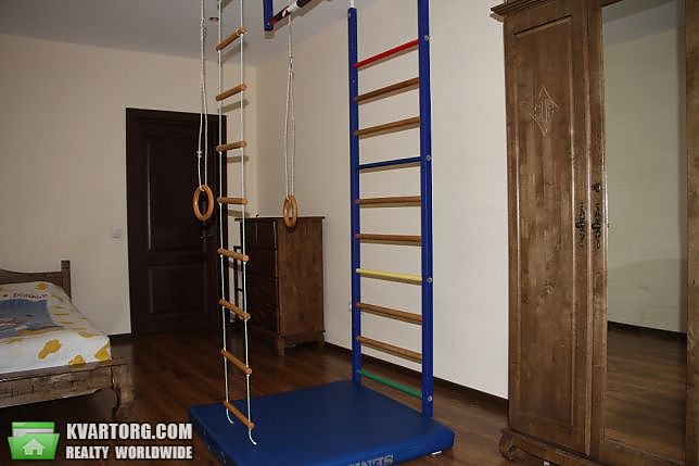 Rent out 3-room apartment. Киев, Козацкая — photo 1