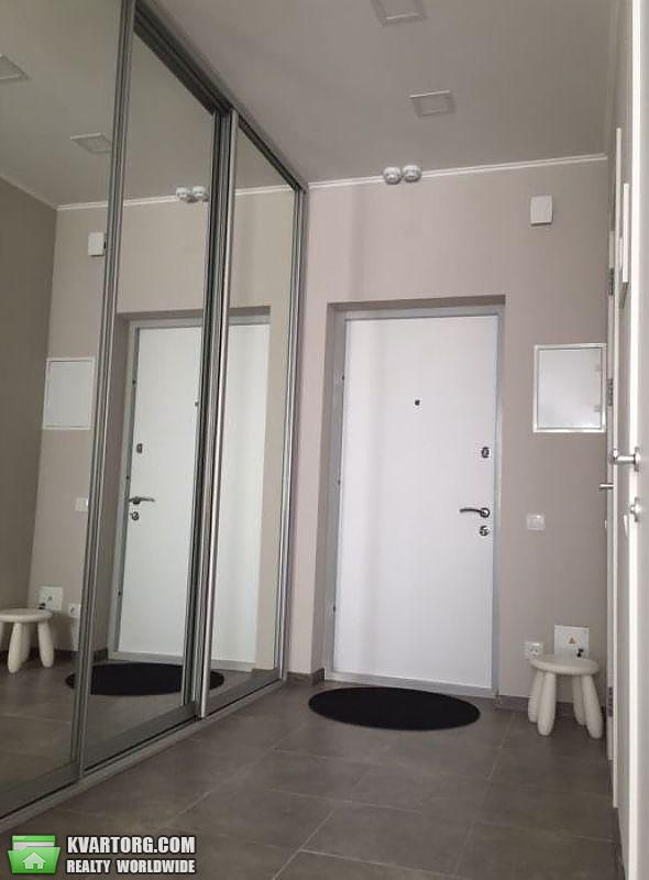 Rent out 1-room apartment. Киев,  Бажана — photo 9