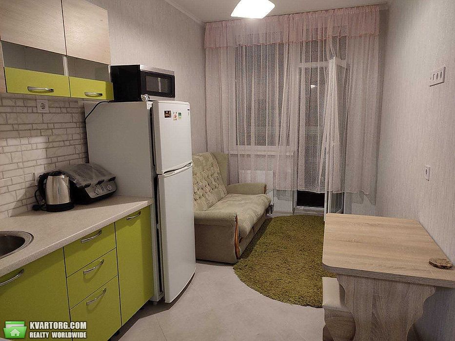 Rent out 1-room apartment. Киев, Драгоманова — photo 2