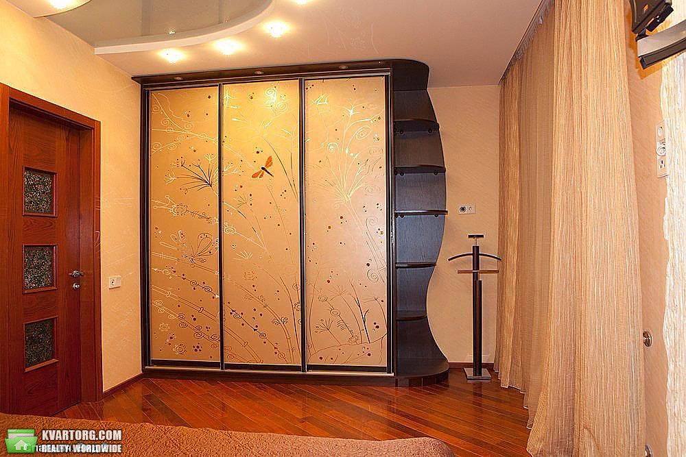 Rent out 4-room apartment. Киев,  Руданского — photo 2