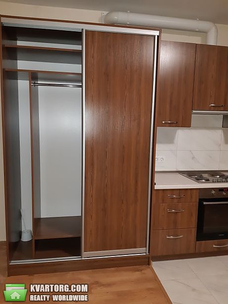 Rent out 1-room apartment. Киев,  Мира пр — photo 9