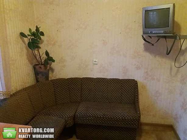Rent out 2-room apartment. Киев,  Мишуги — photo 4