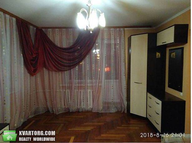 Rent out 2-room apartment. Киев,  Героев Днепра — photo 6