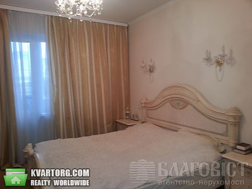 Sell 3-room apartment. Киев, Радужная — photo 1