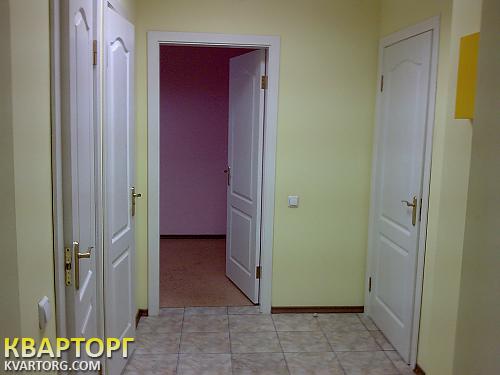 Rent out office. Киев, Коцюбинского Юрия ул. — photo 1
