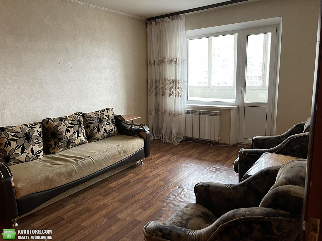 Rent out 1-room apartment. Киев,  Маяковского — photo 1