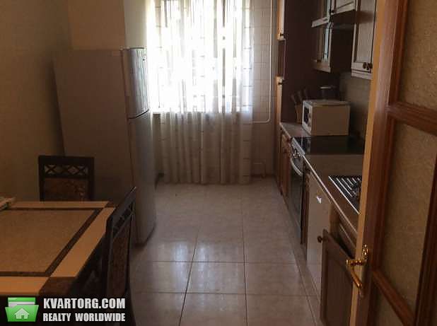 Rent out 3-room apartment. Киев,  Мельникова — photo 8