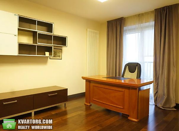 Rent out 4-room apartment. Киев,  Мирного Панаса — photo 3