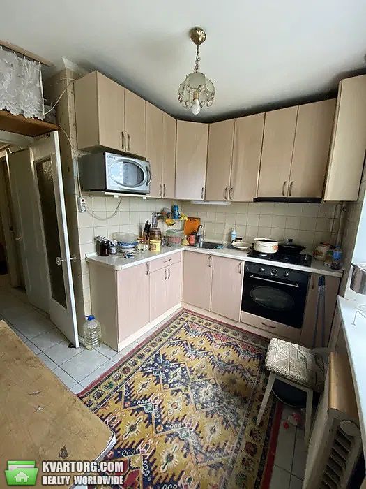 Sell 3-room apartment. Киев,  Зодчих — photo 1