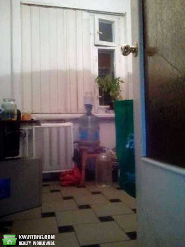 Sell 1-room apartment. Киев,  Львовская — photo 1