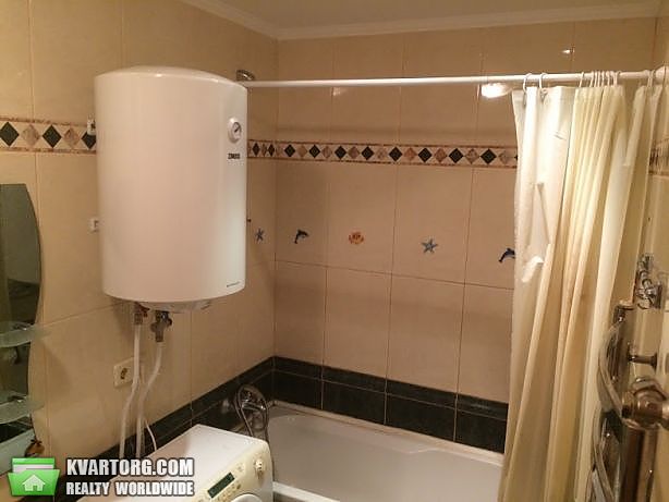 Rent out 1-room apartment. Киев,  Руденко — photo 2