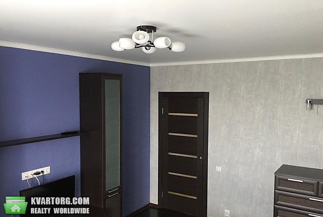 Rent out 1-room apartment. Киев,  Героев Сталинграда пр — photo 3