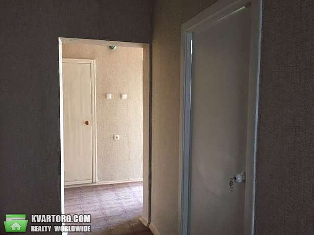 Rent out 2-room apartment. Киев,  Лаврухина — photo 7