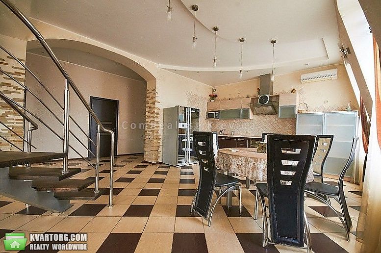 Sell 4-room apartment. Киев,  Полупанова — photo 1