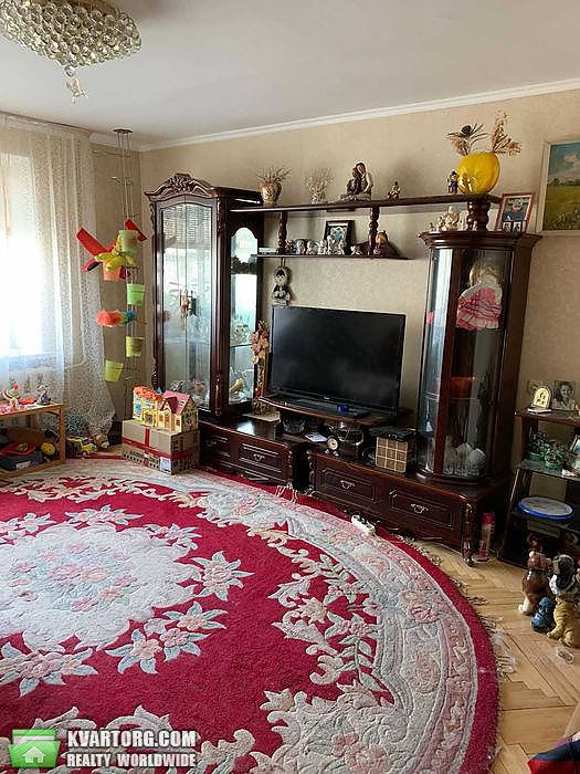 Sell 3-room apartment. Киев,  Приречная — photo 1
